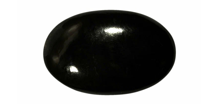 Чёрный Нефрит: Магические свойства камня