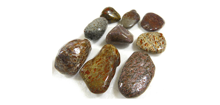 Динобон: Магические свойства камня
