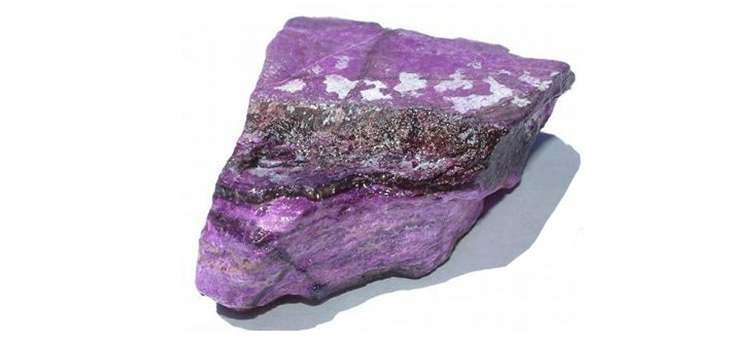 Сугилит: Магические свойства камня