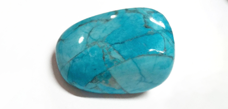 Туркенит: Магические свойства камня